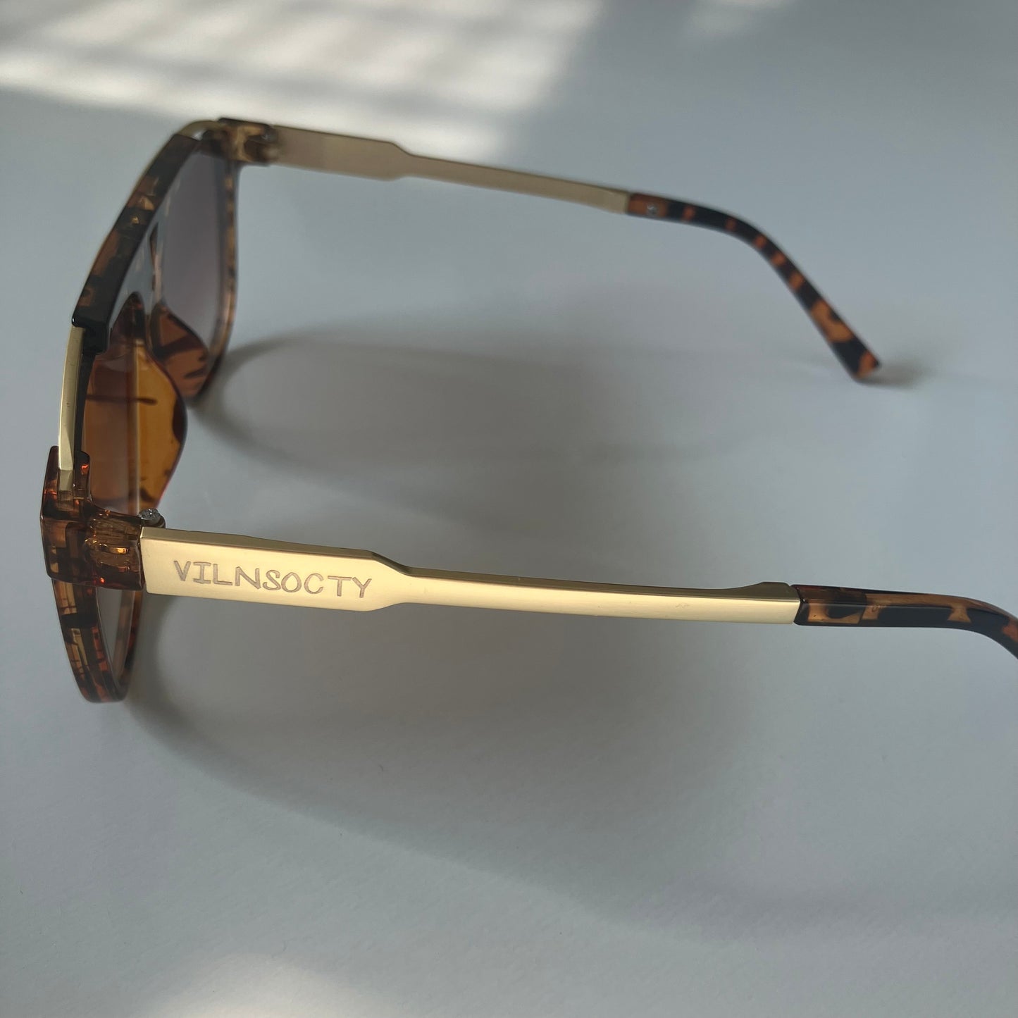 VILNVISION Sunglasses (Gold Glass)